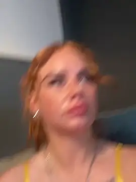 Ellieskyyee1 online show from 11/21/25, 09:25