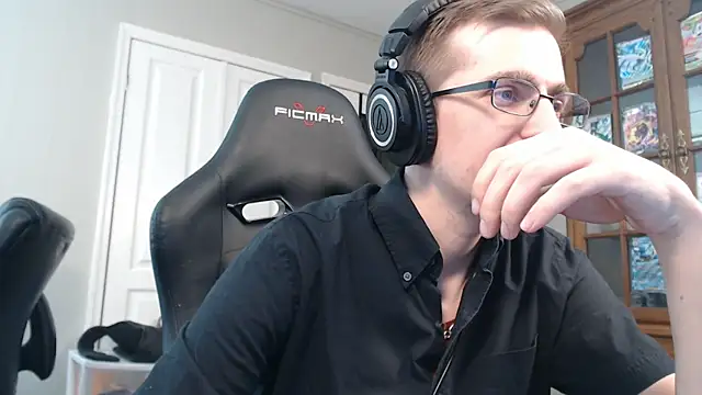 CasuallyCorrupt online show from 11/07/25, 03:55