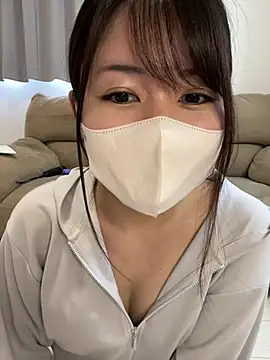 Snapshot of Rui_87 chatting on 06/10/26, 02:24 Rui 87 online show from 06/10/26, 02:24