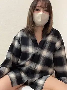 Rui 87 online show from 10/30/25, 01:48