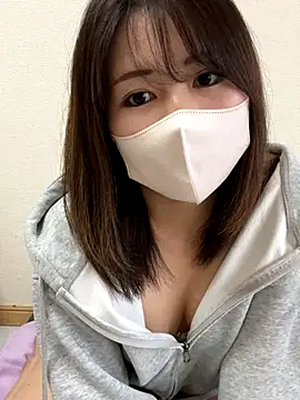 Rui 87 online show from 11/13/25, 01:42