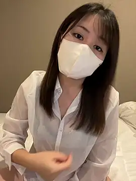 Snapshot of Rui_87 chatting on 07/19/26, 12:02 Rui 87 online show from 07/19/26, 12:02