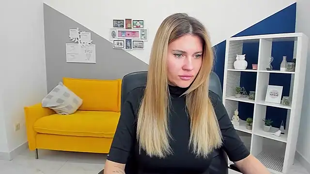 Snapshot of AryaAltkerer chatting on 02/24/26, 01:23 AryaAltkerer online show from 02/24/26, 01:23