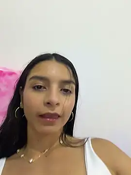 Snapshot of violeta365 chatting on 05/24/26, 05:02 violeta365 online show from 05/24/26, 05:02