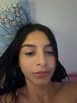 Snapshot of violeta365 chatting on 06/11/26, 03:03 violeta365 online show from 06/11/26, 03:03