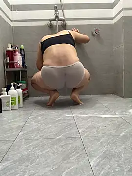 HinayLa online show from 01/09/26, 02:13