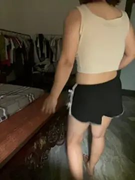 HinayLa online show from 05/15/26, 05:33