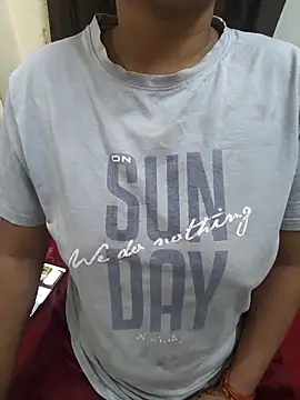 hot richa online show from 12/20/25, 06:27