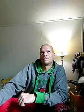 Snapshot of Kinky_Play1 chatting on 10/19/25, 07:22 Kinky Play1 online show from 10/19/25, 07:22