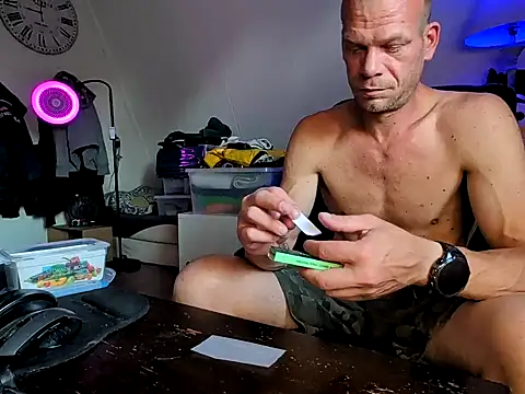 Kinky Play1 online show from 06/25/26, 06:57