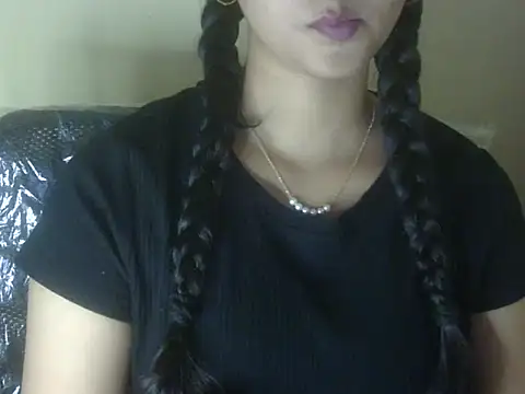 shimz  online show from 11/23/25, 06:56