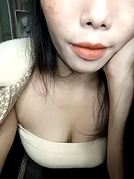 Fish yellow online show from 11/03/25, 03:34