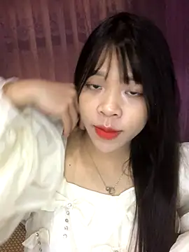 Duck dona online show from 11/18/25, 02:49