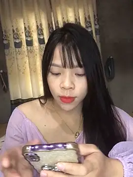 Duck dona online show from 11/12/25, 02:04