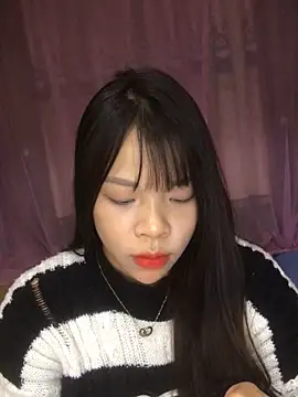 Duck dona online show from 11/18/25, 03:04