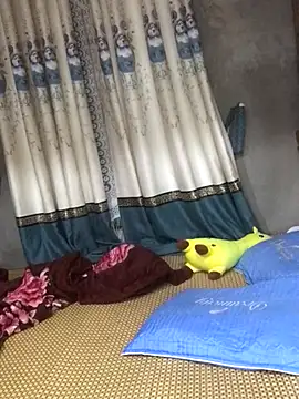 Duck dona online show from 11/09/25, 01:48