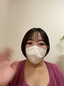 Snapshot of Yurika_oO chatting on 10/21/25, 02:33 Yurika oO online show from 10/21/25, 02:33