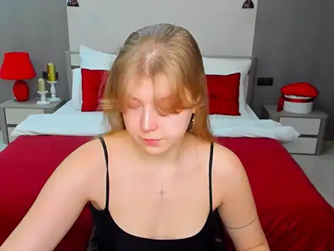 Stella Light online show from 11/12/25, 04:16