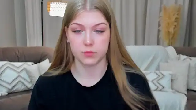 Snapshot of Stella_Light chatting on 05/29/26, 06:25 Stella Light online show from 05/29/26, 06:25