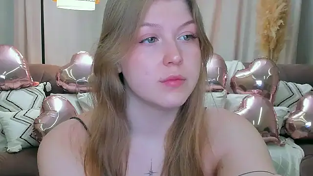 Stella Light online show from 03/18/26, 04:15