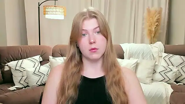 Stella Light online show from 12/19/25, 04:49