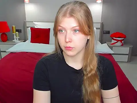 Stella Light online show from 12/03/25, 10:58