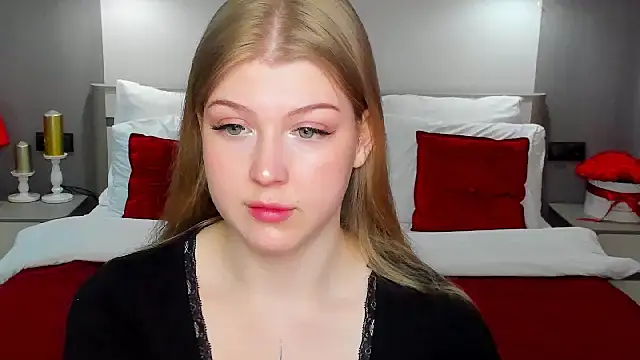 Snapshot of Stella_Light chatting on 06/01/26, 04:13 Stella Light online show from 06/01/26, 04:13