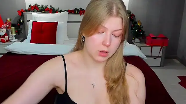 Stella Light online show from 12/22/25, 04:12