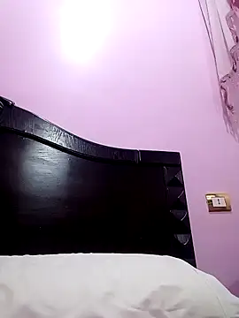 SandyAmr online show from 04/19/26, 07:31