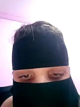 SandyAmr online show from 11/23/25, 02:16