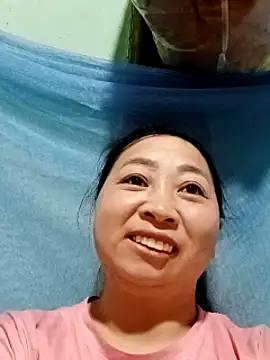 Snapshot of suka-bibi chatting on 11/18/25, 01:54 suka-bibi online show from 11/18/25, 01:54