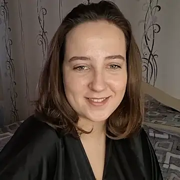 Snapshot of Bell_Gabi chatting on 11/08/25, 10:52 Bell Gabi online show from 11/08/25, 10:52