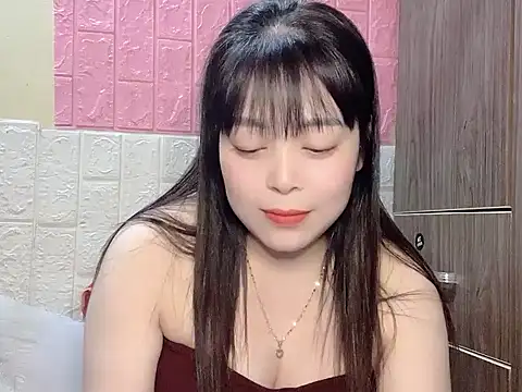 Butterfly kee online show from 12/05/25, 02:26