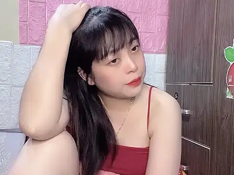 Butterfly kee online show from 12/04/25, 03:00