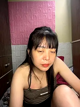 Butterfly kee online show from 11/08/25, 03:43