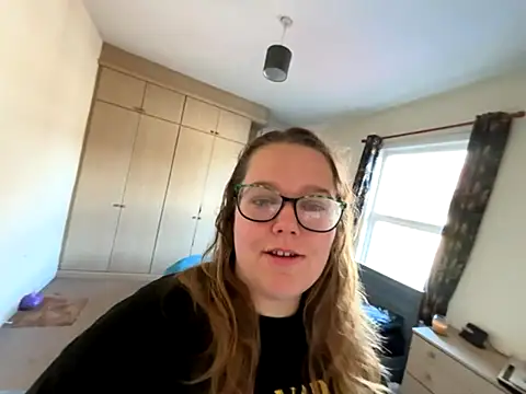 Scarletcum22 online show from 11/02/25, 08:30