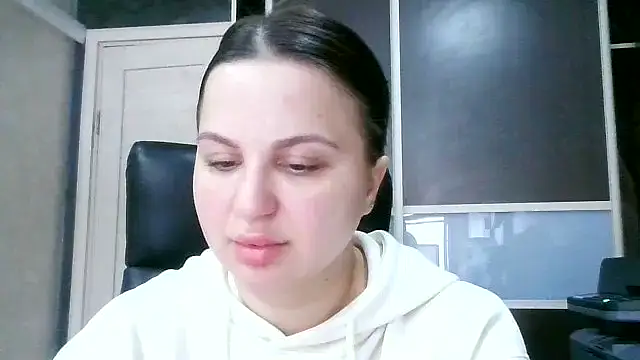 Snapshot of Denalynn chatting on 03/01/26, 01:27 Denalynn online show from 03/01/26, 01:27