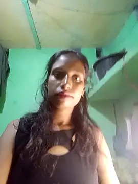 Snapshot of Rutika-G chatting on 10/19/25, 01:25 Rutika-G online show from 10/19/25, 01:25