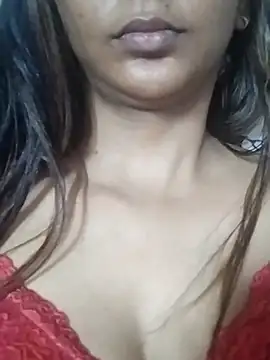 Snapshot of Aaliya_BigBoobs_1 chatting on 02/17/26, 03:42 Aaliya BigBoobs 1 online show from 02/17/26, 03:42