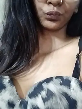 Aaliya BigBoobs 1 online show from 11/23/25, 08:57