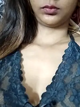 Snapshot of Aaliya_BigBoobs_1 chatting on 02/07/26, 09:12 Aaliya BigBoobs 1 online show from 02/07/26, 09:12