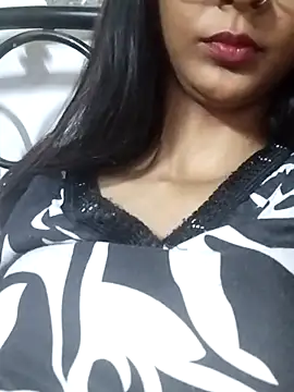 Aaliya BigBoobs 1 online show from 12/18/25, 03:38