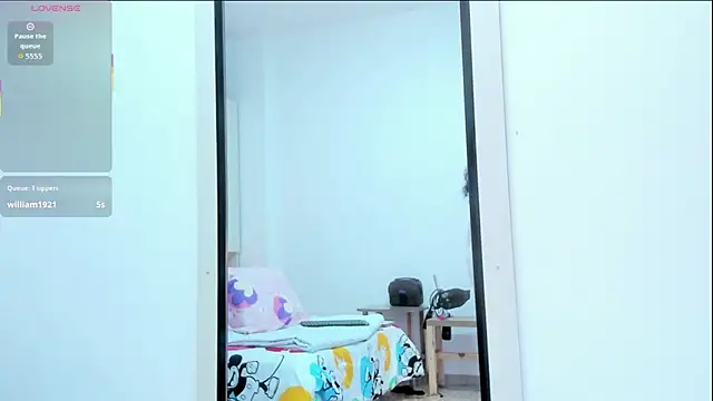 Snapshot of Blackywhiite chatting on 11/22/25, 05:50 Blackywhiite online show from 11/22/25, 05:50