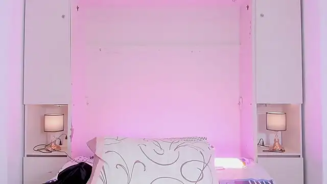 Blackywhiite online show from 12/22/25, 04:01