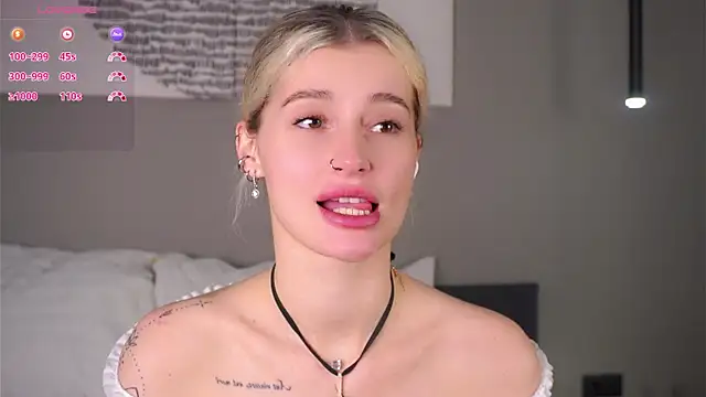 Snapshot of buvei chatting on 02/11/26, 01:33 buvei online show from 02/11/26, 01:33