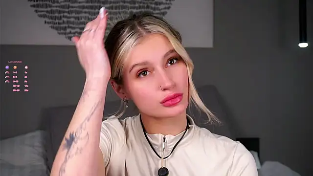 Snapshot of buvei chatting on 01/18/26, 12:30 buvei online show from 01/18/26, 12:30