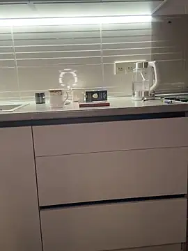 Love  Mom online show from 11/13/25, 05:39