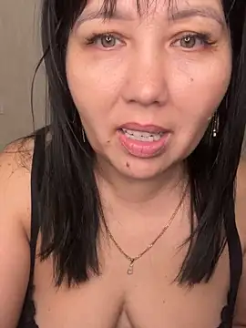 Love  Mom online show from 10/24/25, 06:29