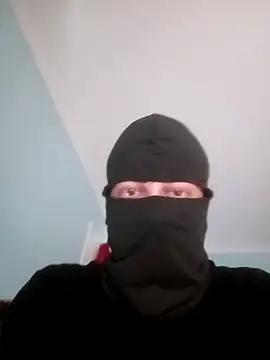 Snapshot of Imyourguy2025 chatting on 12/04/25, 12:37 Imyourguy2025 online show from 12/04/25, 12:37