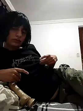 sophiasleepy1 online show from 11/09/25, 11:47